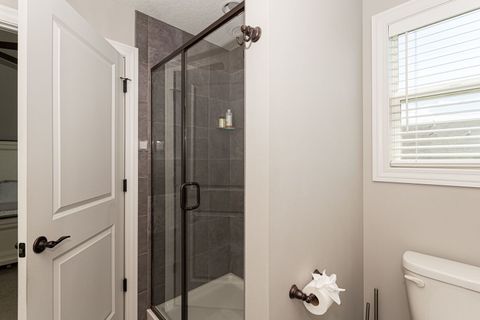 Tiny photo for 4411 Slate Creek Drive, Bettendorf, IA 52722 (MLS # 12636885)