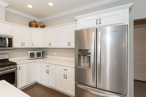 Tiny photo for 4411 Slate Creek Drive, Bettendorf, IA 52722 (MLS # 12636885)