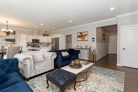 Tiny photo for 4411 Slate Creek Drive, Bettendorf, IA 52722 (MLS # 12636885)