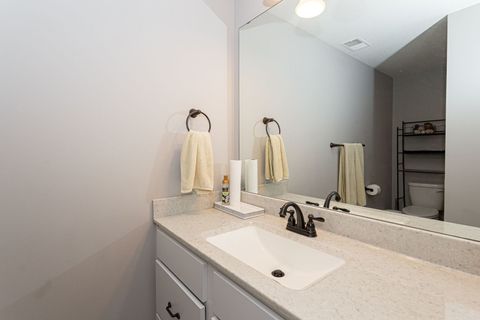 Tiny photo for 4411 Slate Creek Drive, Bettendorf, IA 52722 (MLS # 12636885)