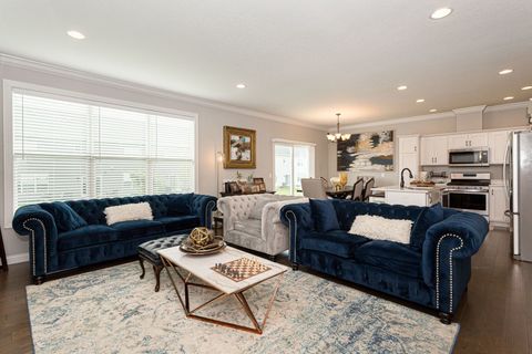Tiny photo for 4411 Slate Creek Drive, Bettendorf, IA 52722 (MLS # 12636885)