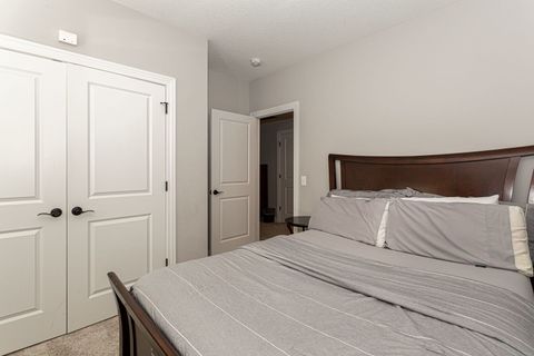 Tiny photo for 4411 Slate Creek Drive, Bettendorf, IA 52722 (MLS # 12636885)