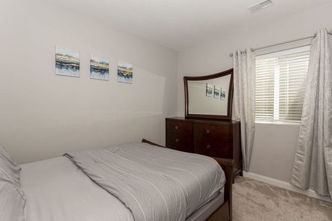 Tiny photo for 4411 Slate Creek Drive, Bettendorf, IA 52722 (MLS # 12636885)