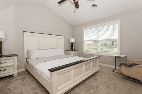 Tiny photo for 4411 Slate Creek Drive, Bettendorf, IA 52722 (MLS # 12636885)