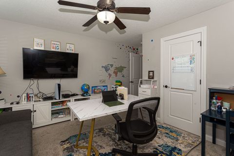 Tiny photo for 4411 Slate Creek Drive, Bettendorf, IA 52722 (MLS # 12636885)