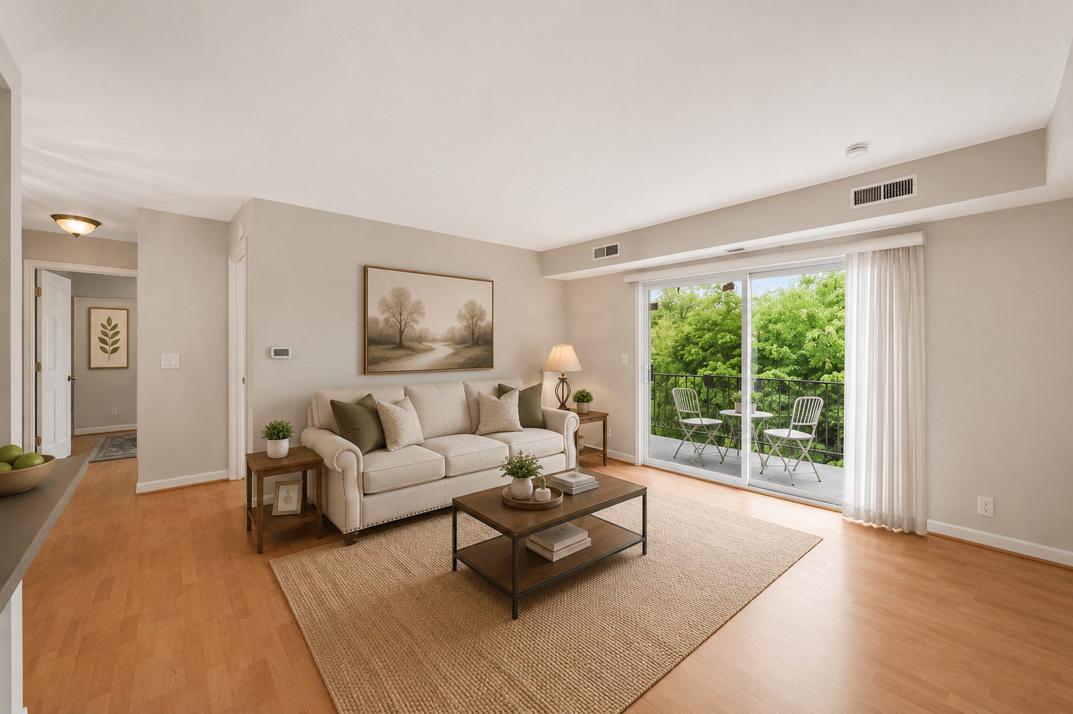 814 N River Road 3B