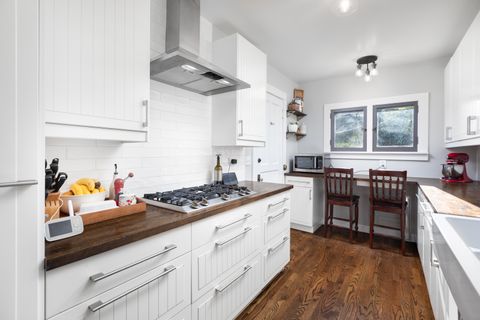 Tiny photo for 105 S Wright Street, Naperville, IL 60540 (MLS # 12512500)