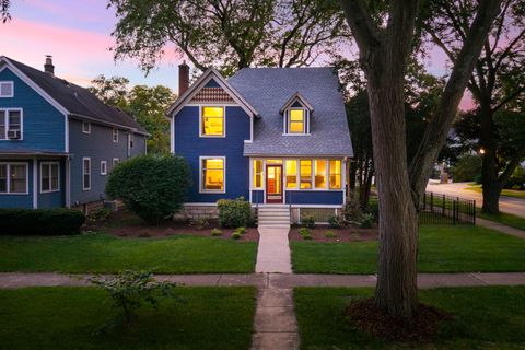 Tiny photo for 105 S Wright Street, Naperville, IL 60540 (MLS # 12512500)