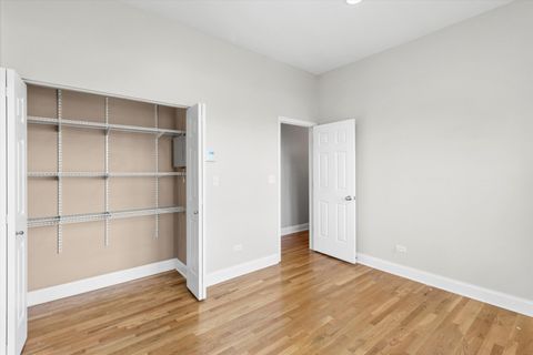 Tiny photo for 512 E Oakwood Boulevard #2, Chicago, IL 60653 (MLS # 12536013)
