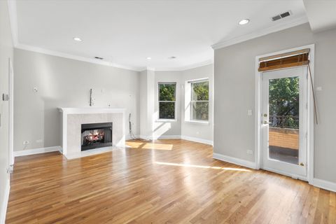 Tiny photo for 512 E Oakwood Boulevard #2, Chicago, IL 60653 (MLS # 12536013)