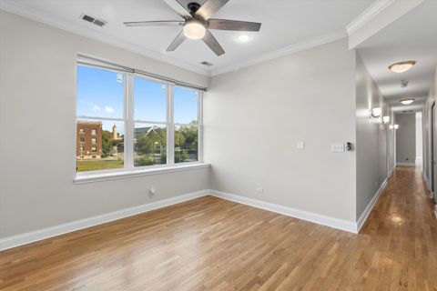 Tiny photo for 512 E Oakwood Boulevard #2, Chicago, IL 60653 (MLS # 12536013)