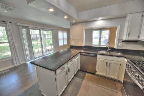 Tiny photo for 1850 PEBBLE BEACH Circle, Elk Grove Village, IL 60007 (MLS # 12723712)