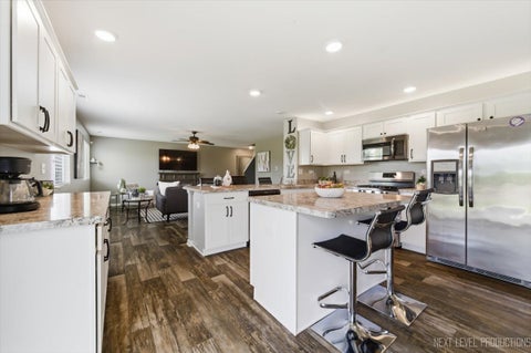 Tiny photo for 1731 Dempsey Circle, Pingree Grove, IL 60140 (MLS # 12641544)