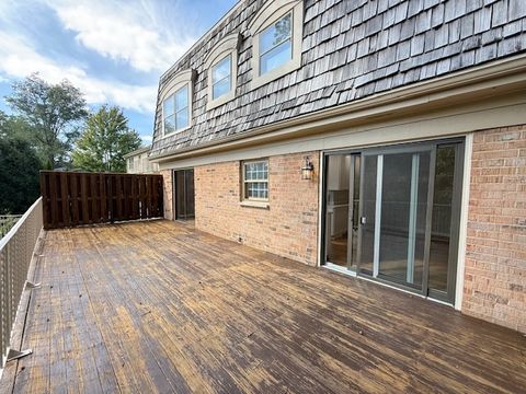 Tiny photo for 19W147 Avenue Royal, Oak Brook, IL 60523 (MLS # 12466515)