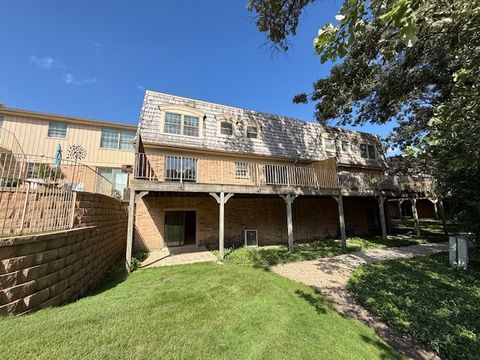 Tiny photo for 19W147 Avenue Royal, Oak Brook, IL 60523 (MLS # 12466515)