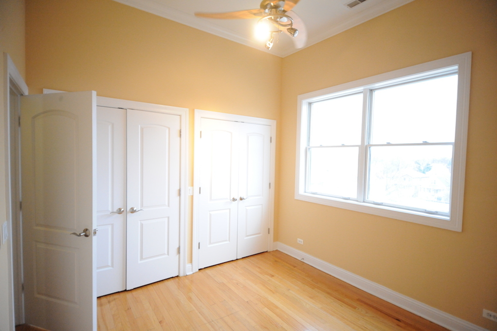 2903 W Irving Park Road