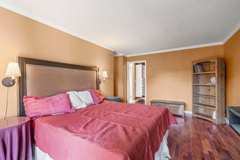 Tiny photo for 828 OAKTON Street #4F, Evanston, IL 60202 (MLS # 12472275)