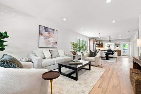 Tiny photo for 11173 S Longwood Drive, Chicago, IL 60643 (MLS # 12733146)