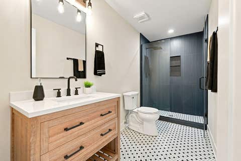 Tiny photo for 11173 S Longwood Drive, Chicago, IL 60643 (MLS # 12733146)
