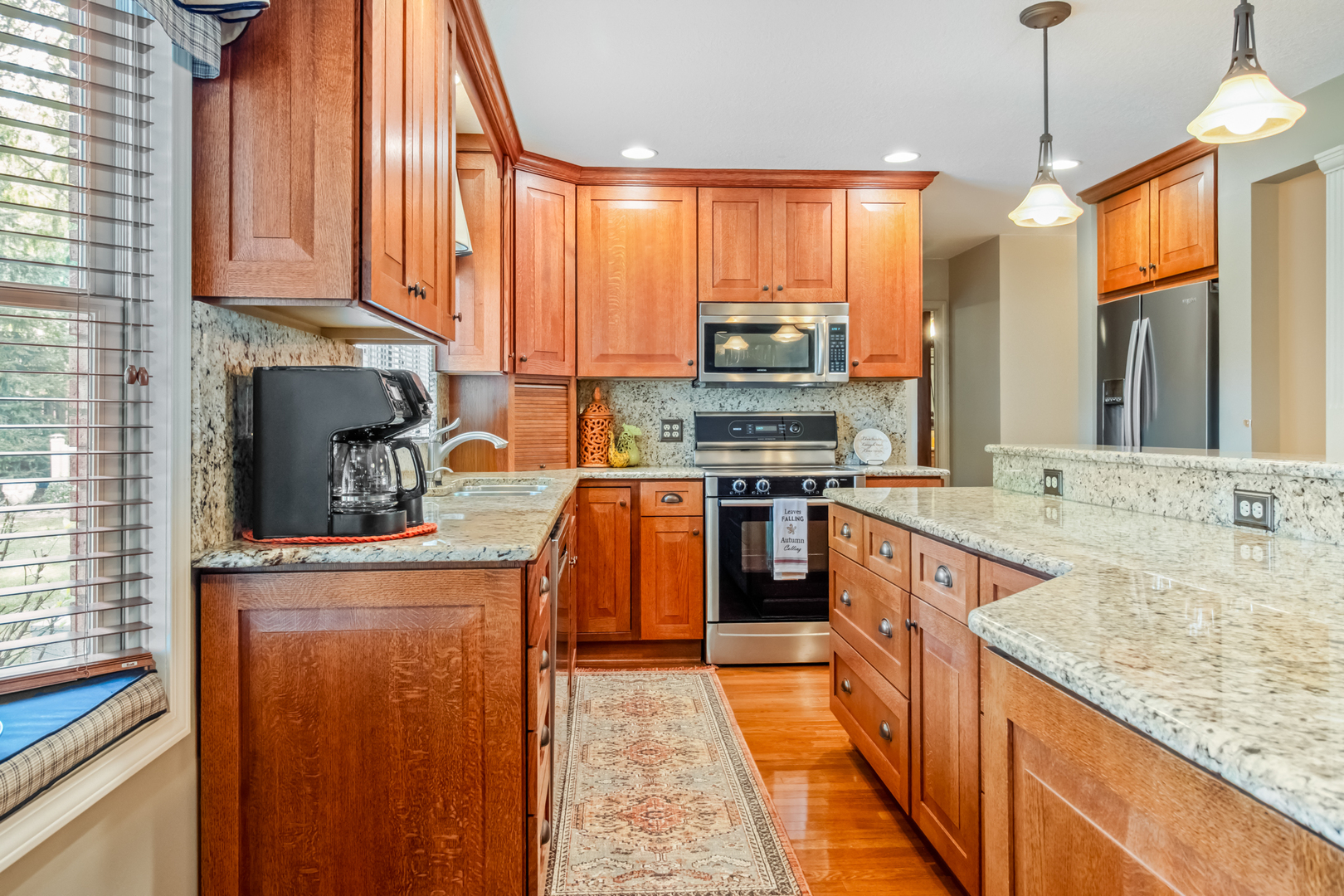 Bourbonnais, Illinois 60914, United States, 4 Bedrooms Bedrooms, ,3 BathroomsBathrooms,Residential,Pending,216143