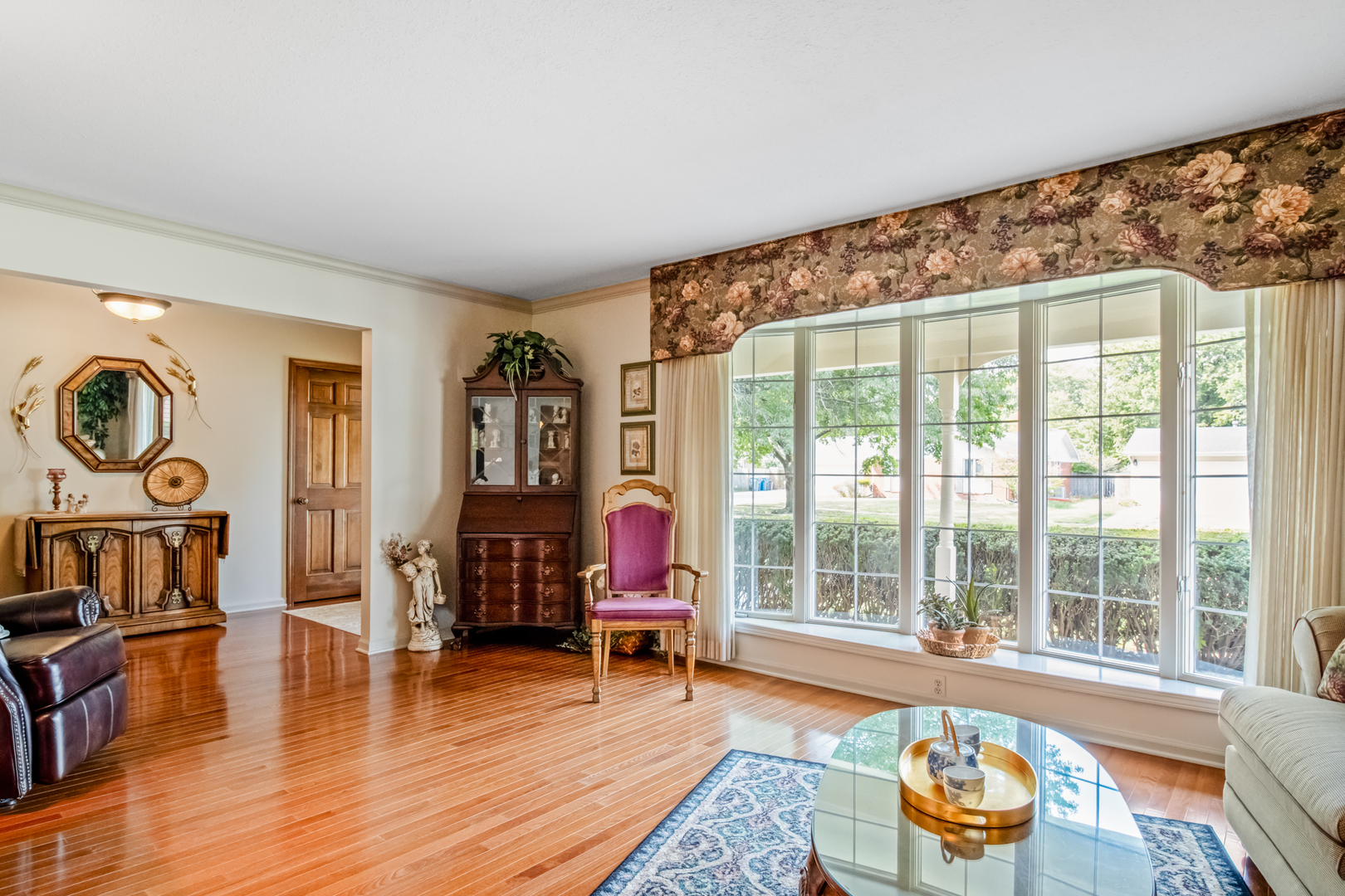 Bourbonnais, Illinois 60914, United States, 4 Bedrooms Bedrooms, ,3 BathroomsBathrooms,Residential,Pending,216143