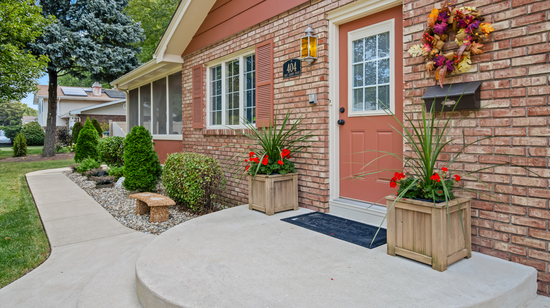 Bourbonnais, Illinois 60914, United States, 4 Bedrooms Bedrooms, ,3 BathroomsBathrooms,Residential,Pending,216143