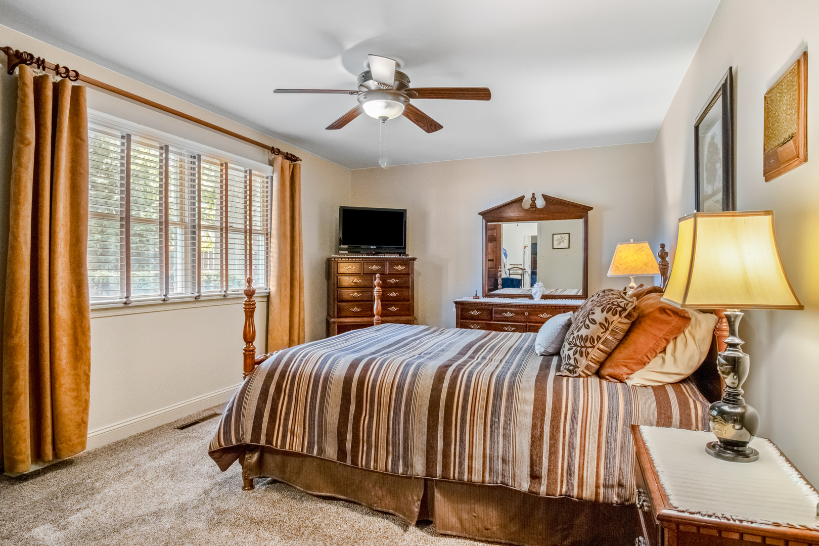 Bourbonnais, Illinois 60914, United States, 4 Bedrooms Bedrooms, ,3 BathroomsBathrooms,Residential,Pending,216143