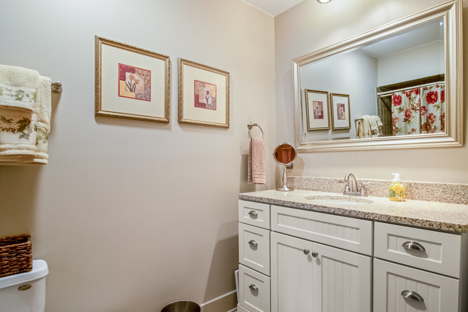 Bourbonnais, Illinois 60914, United States, 4 Bedrooms Bedrooms, ,3 BathroomsBathrooms,Residential,Pending,216143