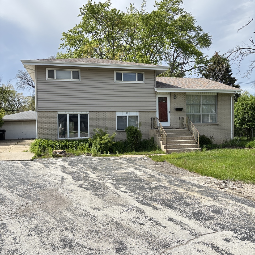 137 Julie Drive