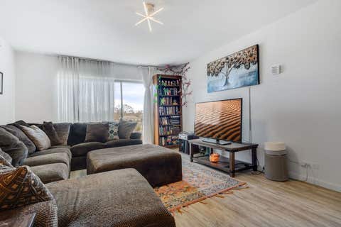 Tiny photo for 9820 S Pulaski Road #315, Oak Lawn, IL 60453 (MLS # 12647046)