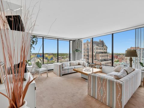 Tiny photo for 5455 N SHERIDAN Road #1915, Chicago, IL 60640 (MLS # 12637770)
