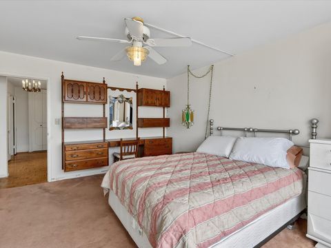 Tiny photo for 5455 N SHERIDAN Road #1915, Chicago, IL 60640 (MLS # 12637770)