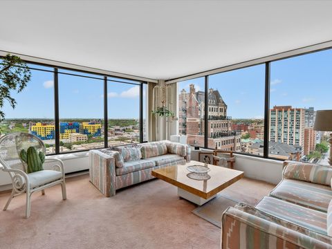 Tiny photo for 5455 N SHERIDAN Road #1915, Chicago, IL 60640 (MLS # 12637770)