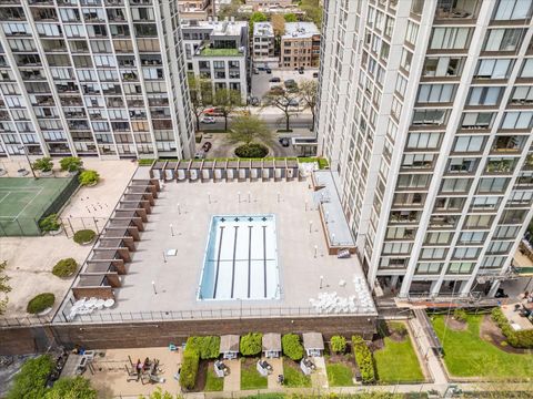 Tiny photo for 5455 N SHERIDAN Road #1915, Chicago, IL 60640 (MLS # 12637770)