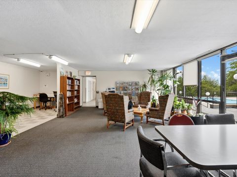 Tiny photo for 5455 N SHERIDAN Road #1915, Chicago, IL 60640 (MLS # 12637770)