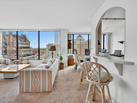 Tiny photo for 5455 N SHERIDAN Road #1915, Chicago, IL 60640 (MLS # 12637770)