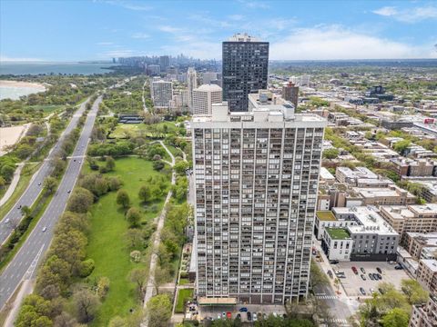 Tiny photo for 5455 N SHERIDAN Road #1915, Chicago, IL 60640 (MLS # 12637770)