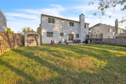 Tiny photo for 1130 Laurel Lane, Gurnee, IL 60031 (MLS # 12489711)
