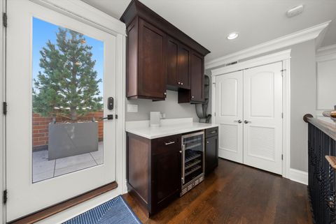 Tiny photo for 3321 N Seminary Avenue #3, Chicago, IL 60657 (MLS # 12544753)