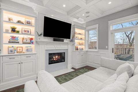 Tiny photo for 3321 N Seminary Avenue #3, Chicago, IL 60657 (MLS # 12544753)