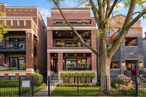 Photo of 3321 N Seminary Avenue #3, Chicago, IL 60657 (MLS # 12544753)