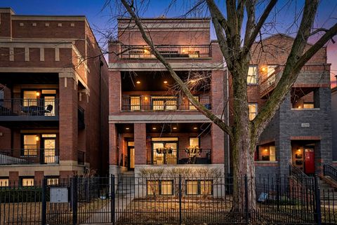Tiny photo for 3321 N Seminary Avenue #3, Chicago, IL 60657 (MLS # 12544753)