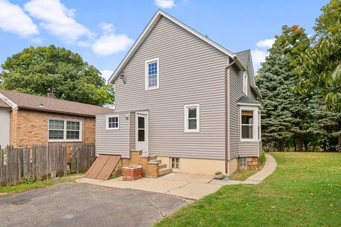 Tiny photo for 221 Burchell Avenue, Highwood, IL 60040 (MLS # 12456675)