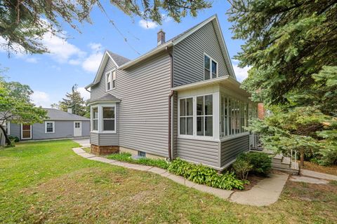 Tiny photo for 221 Burchell Avenue, Highwood, IL 60040 (MLS # 12456675)