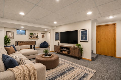 Tiny photo for 5481 PARKSIDE Court, Gurnee, IL 60031 (MLS # 12784370)