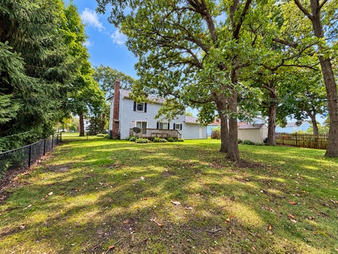 Tiny photo for 5481 PARKSIDE Court, Gurnee, IL 60031 (MLS # 12784370)