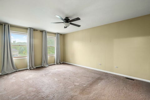 Tiny photo for 5481 PARKSIDE Court, Gurnee, IL 60031 (MLS # 12784370)
