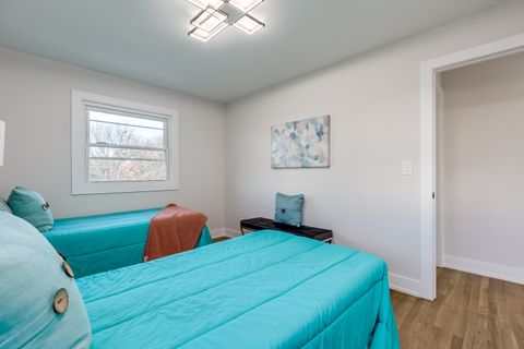 Tiny photo for 9132 Lincolnwood Drive, Evanston, IL 60203 (MLS # 12550387)