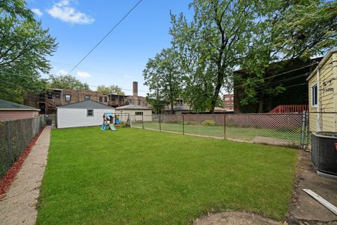 Tiny photo for 7616 S Calumet Avenue, Chicago, IL 60619 (MLS # 12496398)