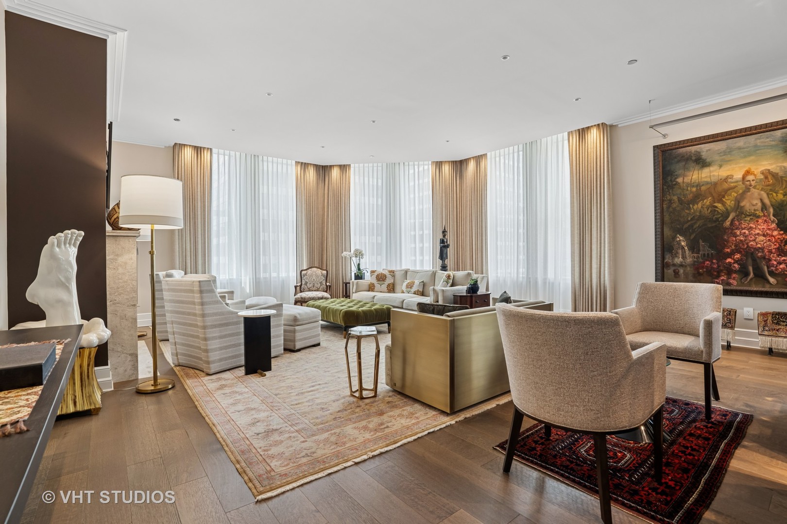 435 N Michigan Avenue 1203
